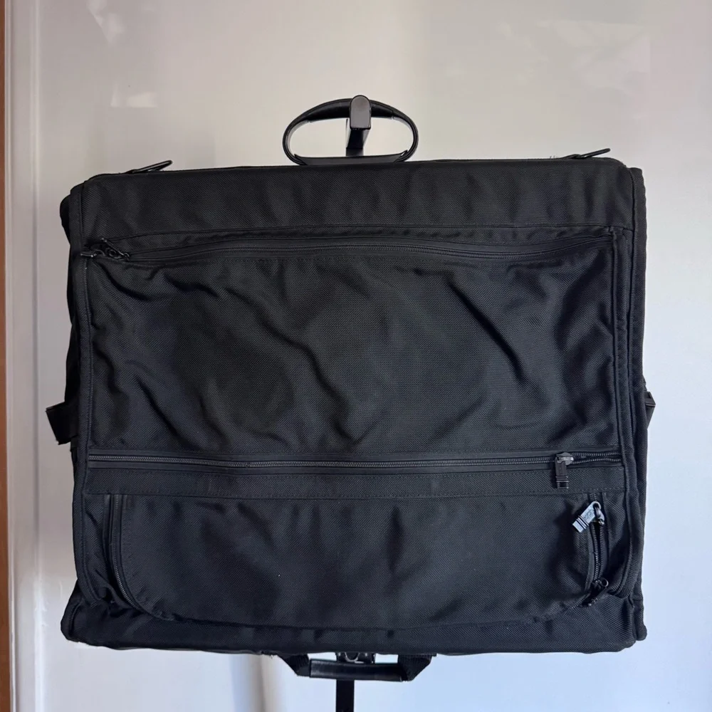 Tumi Black Men's Travel Garment Bag